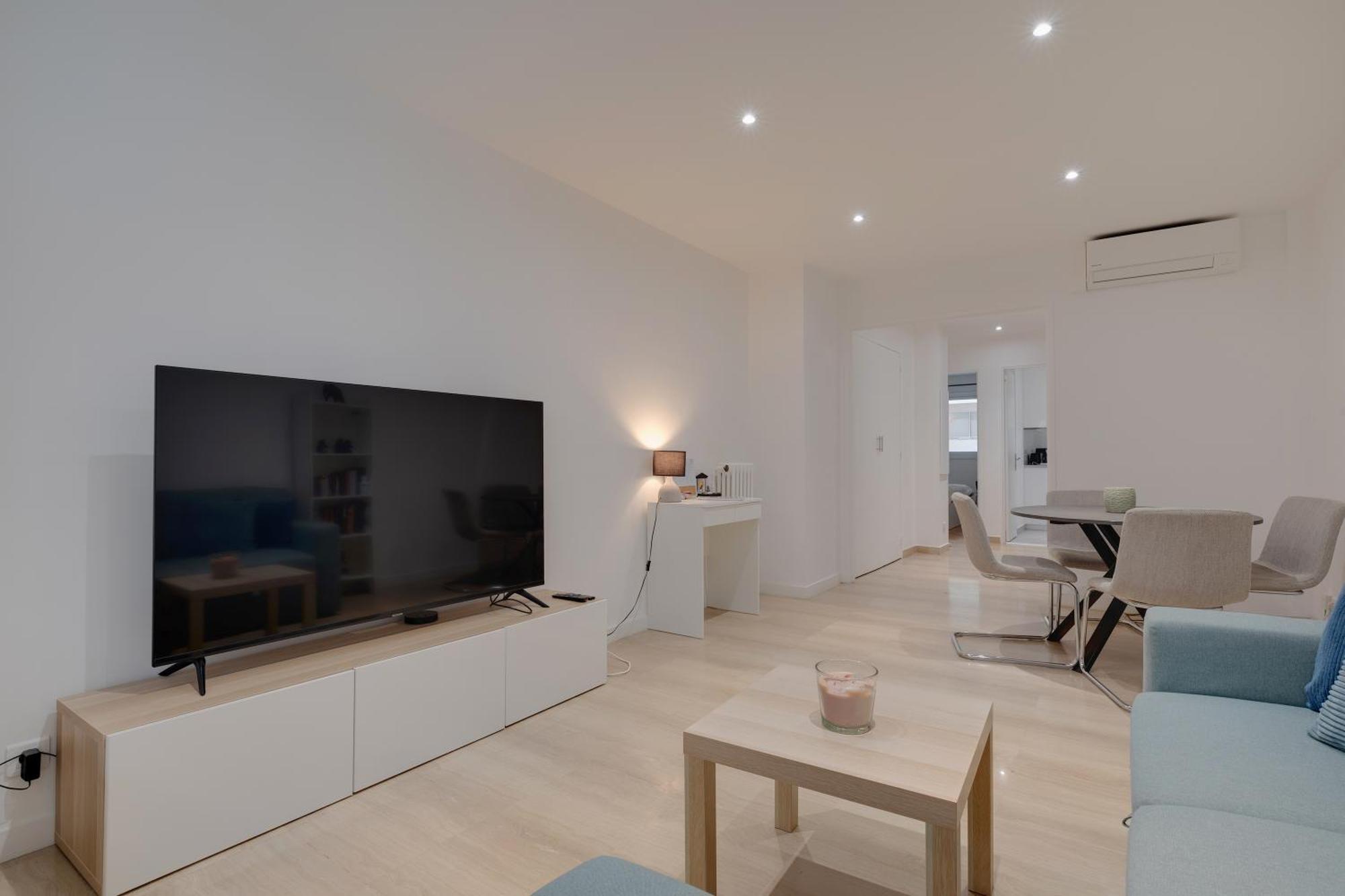 Newly Renovated Charming Downtown Apartment Antibes Esterno foto