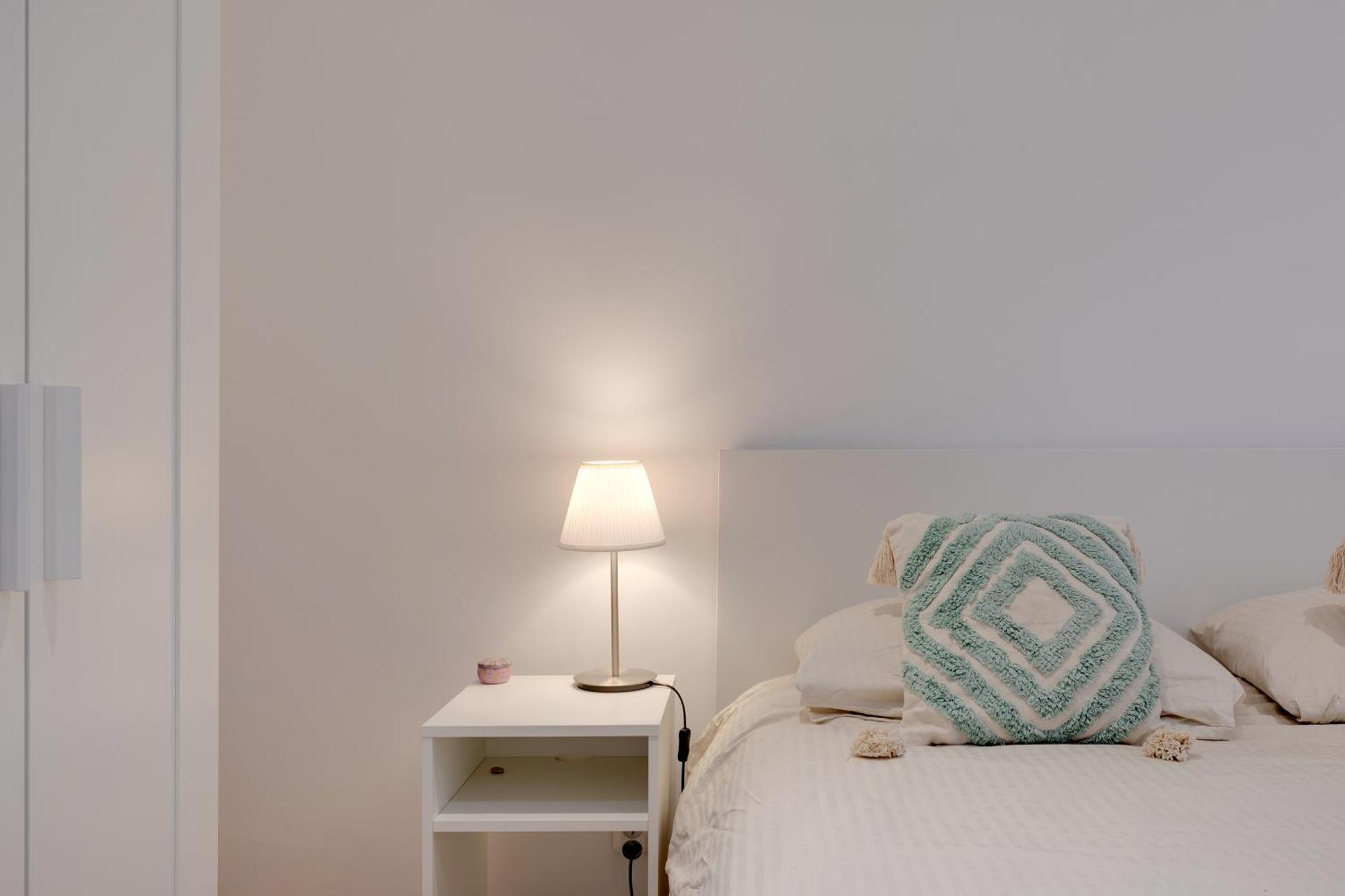 Newly Renovated Charming Downtown Apartment Antibes Esterno foto