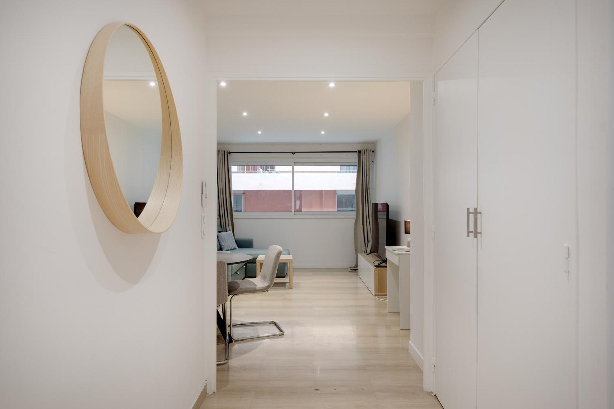 Newly Renovated Charming Downtown Apartment Antibes Esterno foto